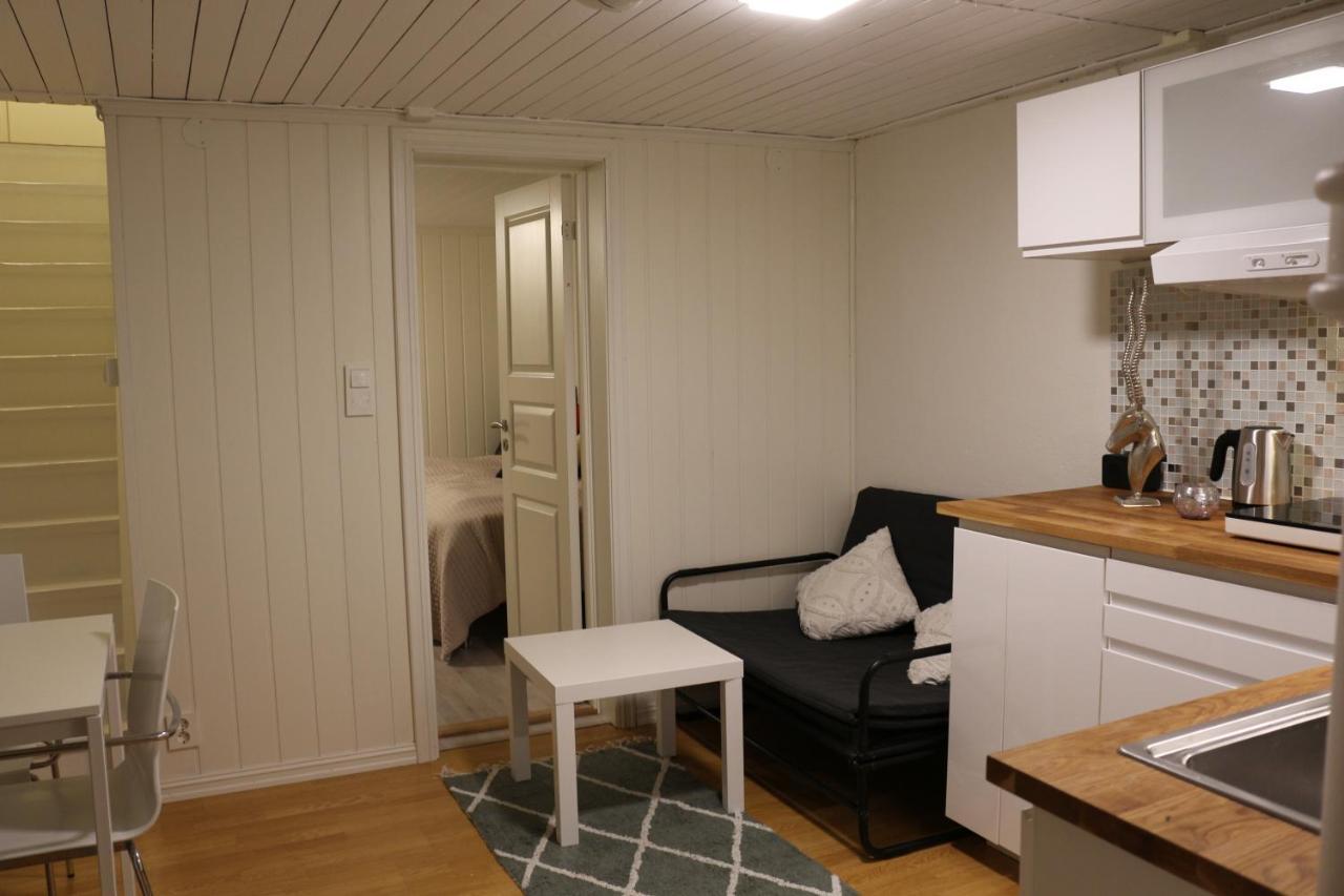 Nice Apartment With1 Bedroom Separate Living Room With A Sofa Bed And A Tiny Kitchen A Bathroom Located In Nordstrand Near By The Sea For 3 Guests With A Garden And Grill 5 Extra Guests With Extra Cost In The Cabin With Sea View Just Outside The Apar Oslo Esterno foto