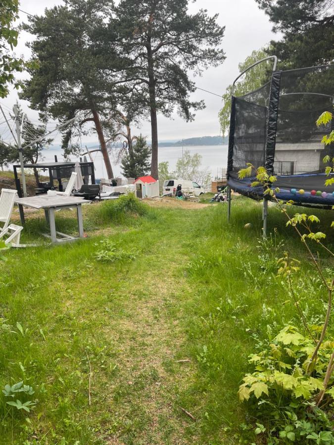 Nice Apartment With1 Bedroom Separate Living Room With A Sofa Bed And A Tiny Kitchen A Bathroom Located In Nordstrand Near By The Sea For 3 Guests With A Garden And Grill 5 Extra Guests With Extra Cost In The Cabin With Sea View Just Outside The Apar Oslo Esterno foto