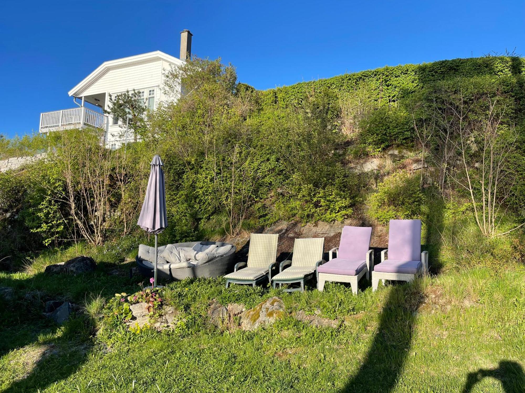 Nice Apartment With1 Bedroom Separate Living Room With A Sofa Bed And A Tiny Kitchen A Bathroom Located In Nordstrand Near By The Sea For 3 Guests With A Garden And Grill 5 Extra Guests With Extra Cost In The Cabin With Sea View Just Outside The Apar Oslo Esterno foto